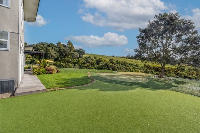 Photo of property in 426 Whitford Road, Whitford, Howick, 2571