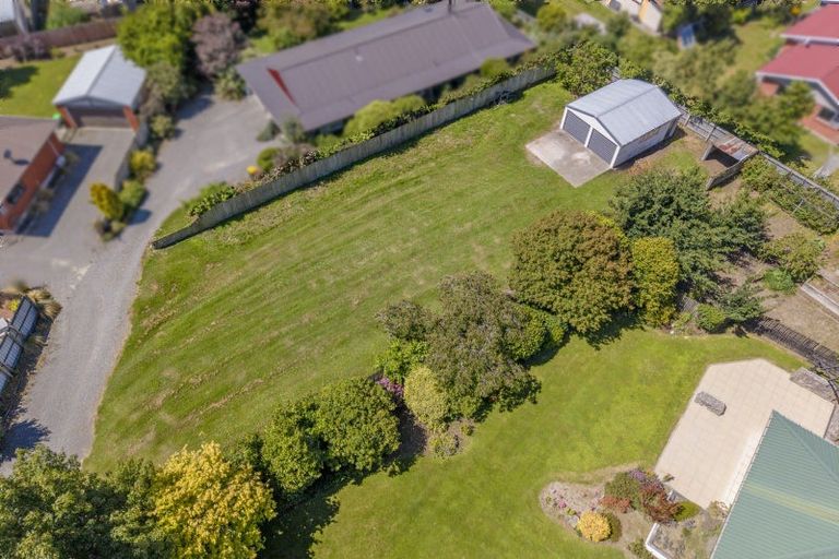 Photo of property in 13 Avoca Place, Darfield, 7510