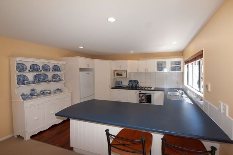 Photo of property in 37b Waverton Terrace, Churton Park, Wellington, 6037