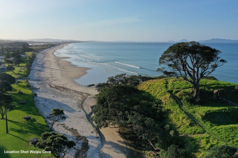 Photo of property in 17 Saint Anne Road, Waipu, 0582