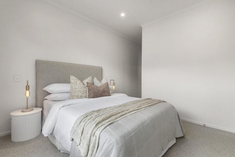 Photo of property in 36b Kukuwai Avenue, Red Beach, 0932