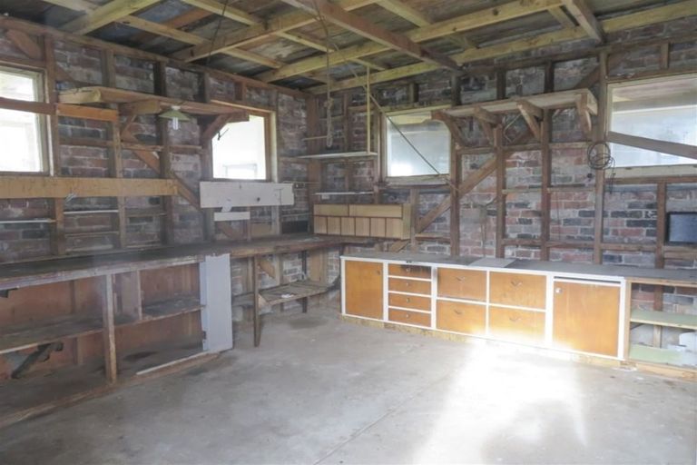 Photo of property in 28 Halton Street, East Gore, Gore, 9710