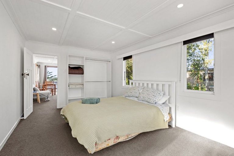 Photo of property in 14 Main Road, Raglan, 3225