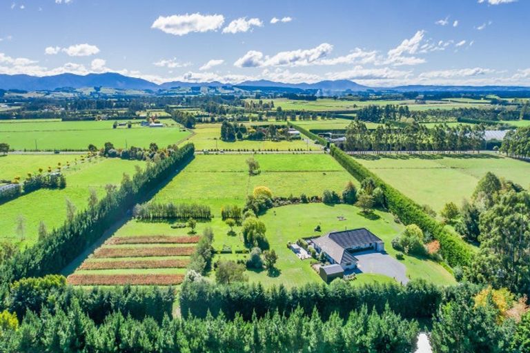 Photo of property in 301 School Road, West Eyreton, Rangiora, 7475