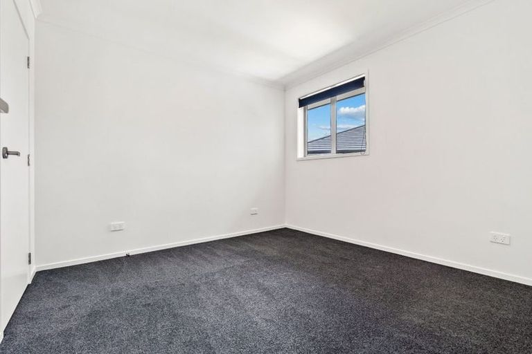 Photo of property in 12 Saint Michaels Crescent, Kelburn, Wellington, 6012