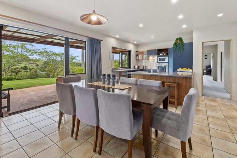 Photo of property in 14 Nihotetea Lane, Maunu, Whangarei, 0110