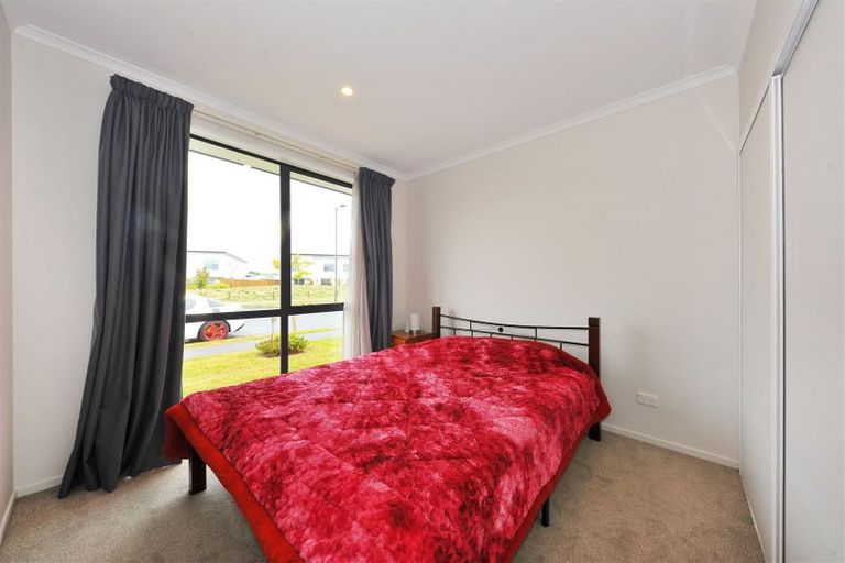 Photo of property in 24 Sholto Duncan Crescent, Halswell, Christchurch, 8025