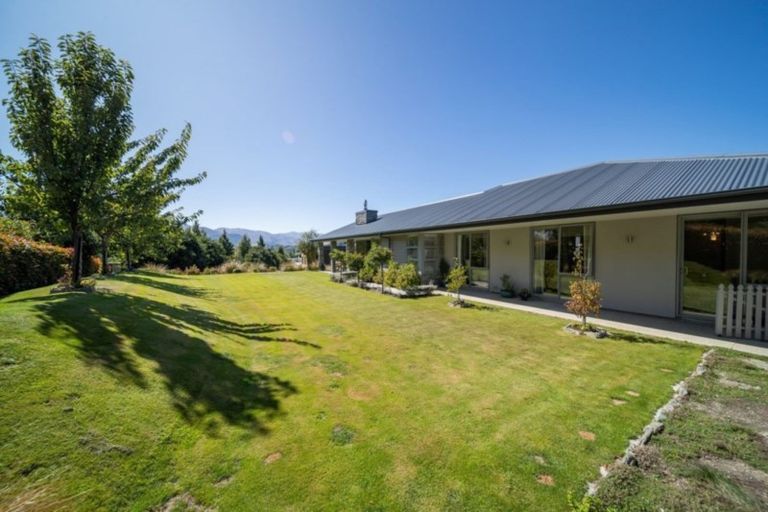 Photo of property in 1 Brockworth Lane, Lower Shotover, Queenstown, 9371