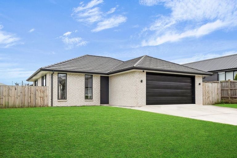 Photo of property in 18 Herbert Oldham Road, Pokeno, 2402