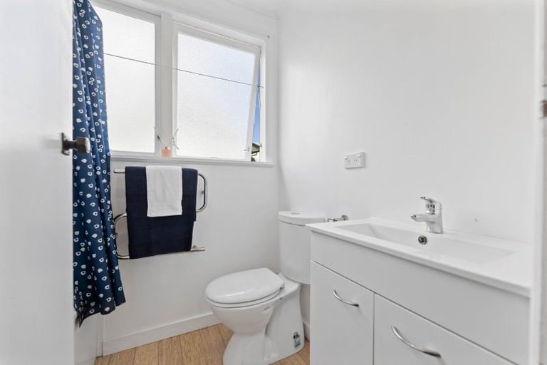 Photo of property in 28 Te Takinga Street, Turangi, 3334