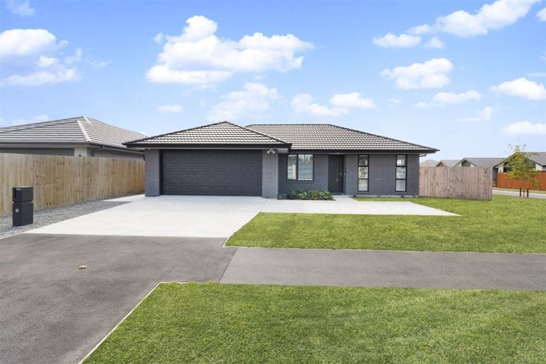 Photo of property in 165 Georgina Street, Marshland, Christchurch, 8083