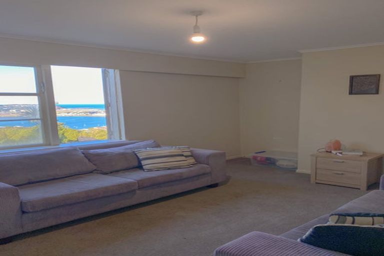 Photo of property in 19 Alexandra Road, Roseneath, Wellington, 6021