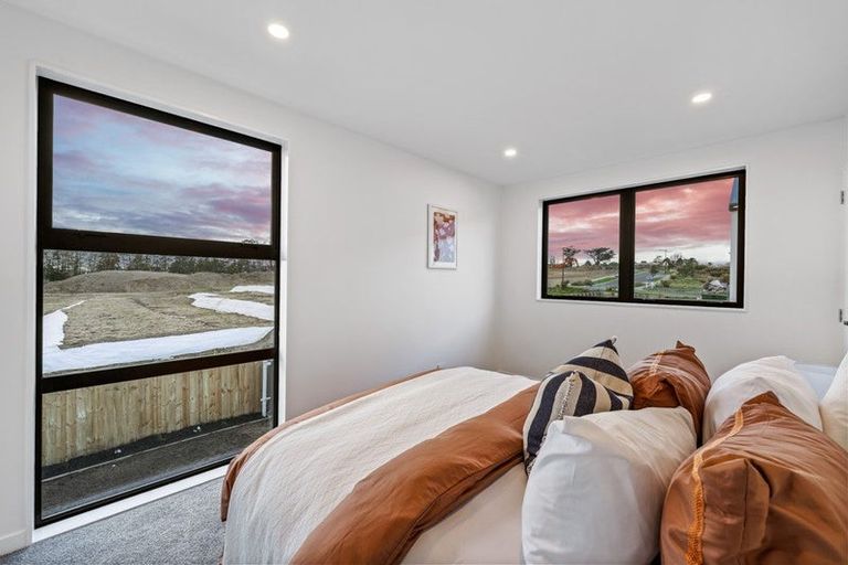 Photo of property in 4d Mahogany Street, Westgate, 0814