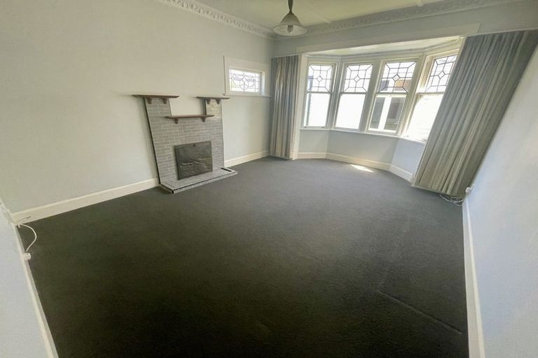 Photo of property in 23 Severn Street, Island Bay, Wellington, 6023