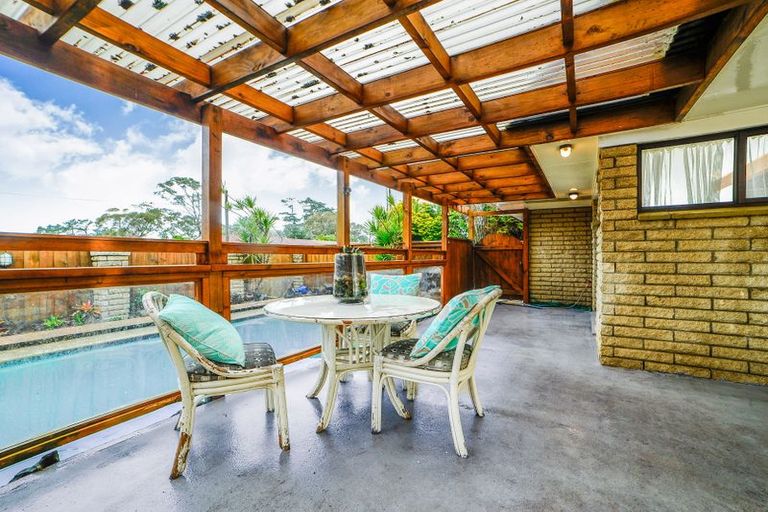 Photo of property in 1/31 Tane Street, New Lynn, Auckland, 0600