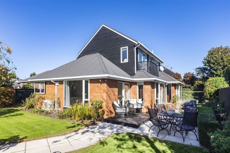 Photo of property in 1/53 Memorial Avenue, Ilam, Christchurch, 8053