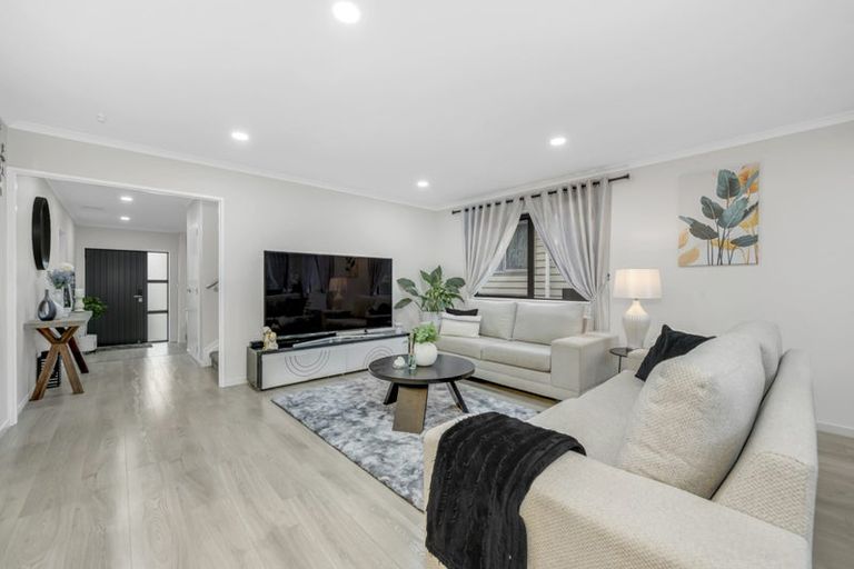 Photo of property in 3 Tannaghmore Drive, Flat Bush, Auckland, 2019