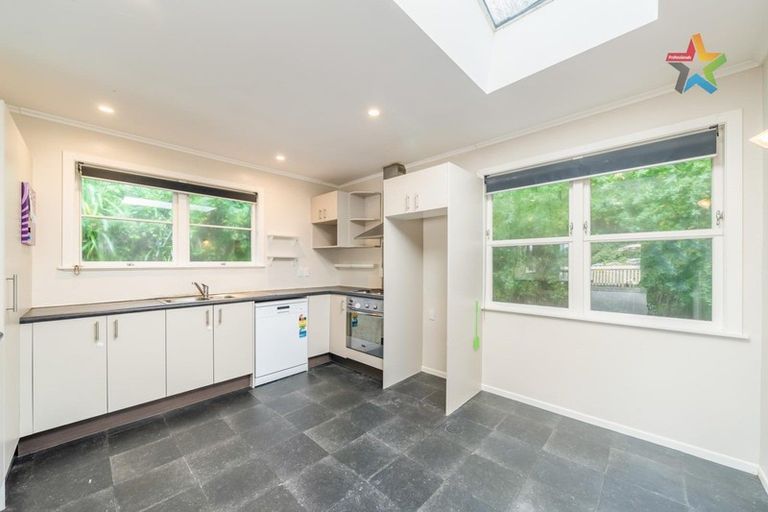 Photo of property in 9 Damian Grove, Waterloo, Lower Hutt, 5011