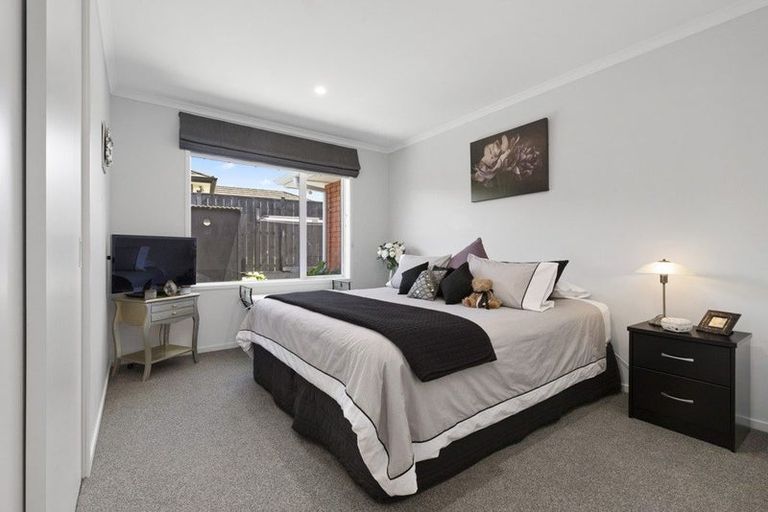 Photo of property in 2 Westmuir Crescent, Pokeno, 2402