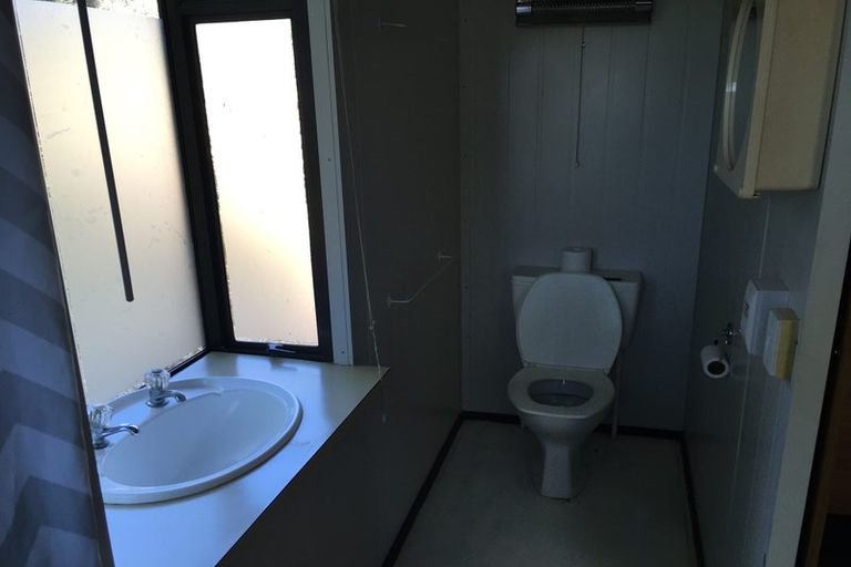 Photo of property in 26 Dolbear Street, Titirangi, Auckland, 0604