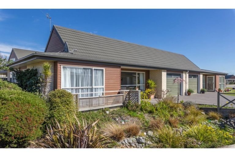 Photo of property in Rivertown Villas, 150 Williams Street, Kaiapoi, 7630