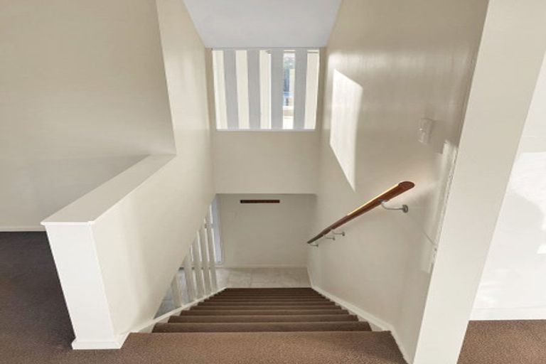 Photo of property in 61 Gloria Avenue, Te Atatu Peninsula, Auckland, 0610