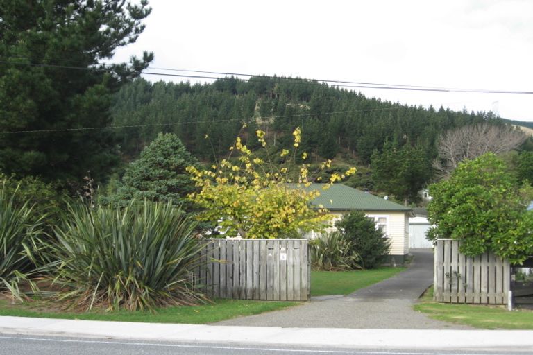 Photo of property in 6 Ruahine Street, Paraparaumu, 5032