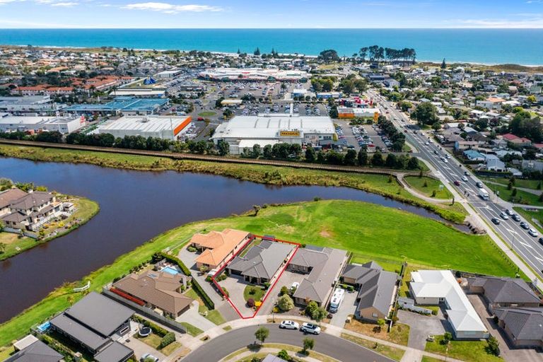 Photo of property in 14 Tatahi Cove, Papamoa Beach, Papamoa, 3118