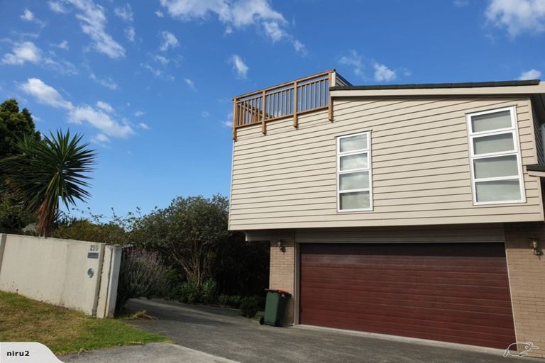 Photo of property in 210 Clovelly Road, Bucklands Beach, Auckland, 2012