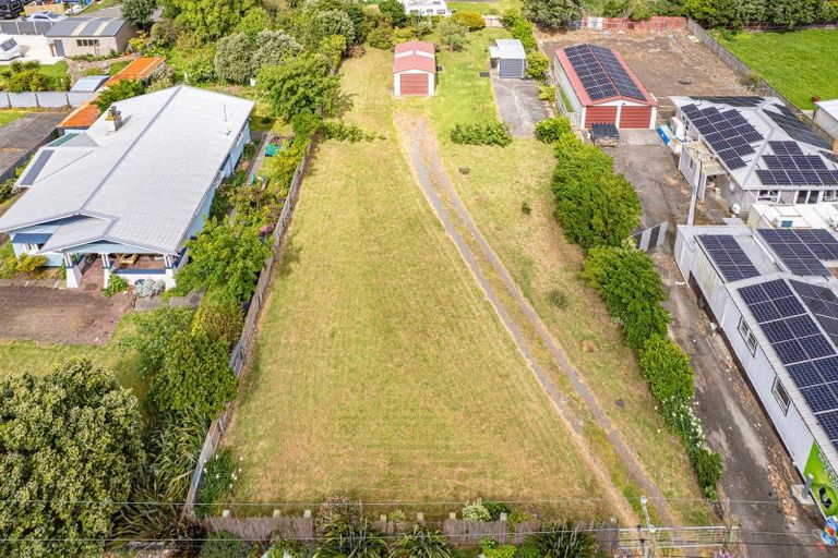Photo of property in 169 Egmont Street, Patea, 4520