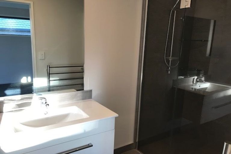 Photo of property in 22a Isabella Drive, Pukekohe, 2120