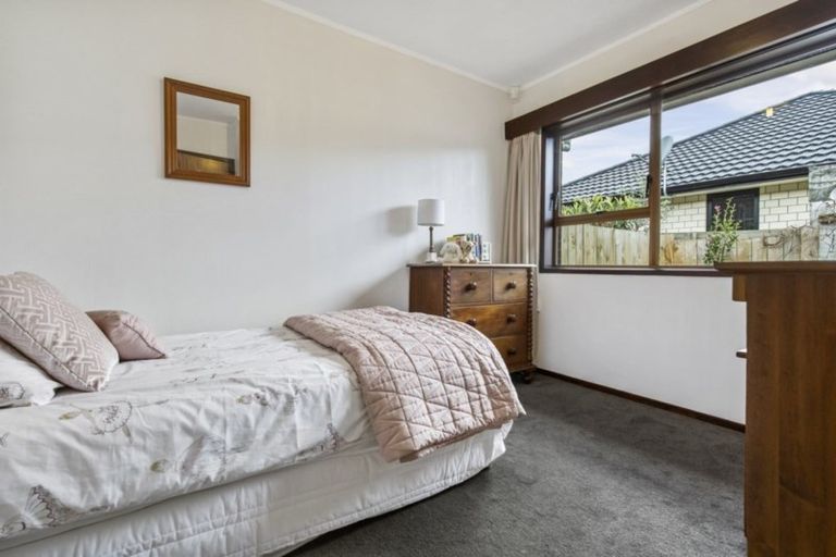 Photo of property in 1/92 Carruth Road, Papatoetoe, Auckland, 2025