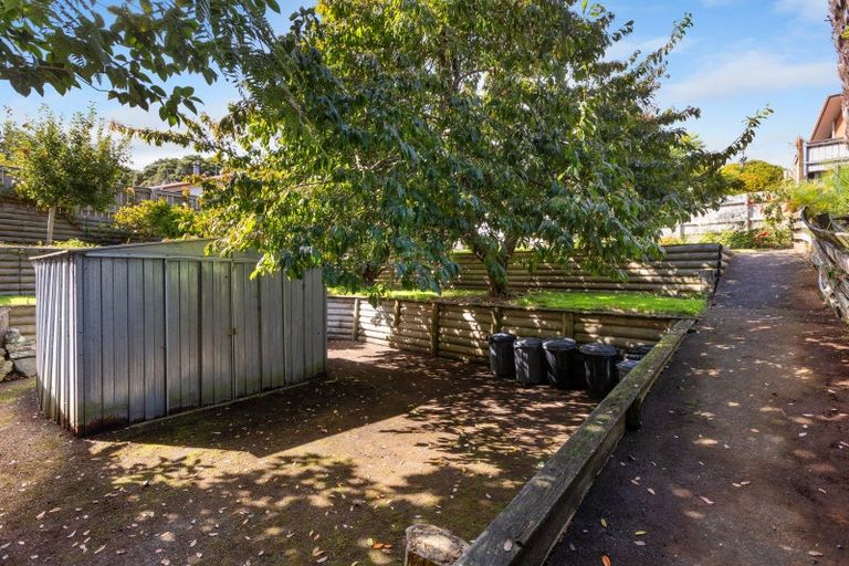 Photo of property in 122 Glenpark Avenue, Frankleigh Park, New Plymouth, 4310