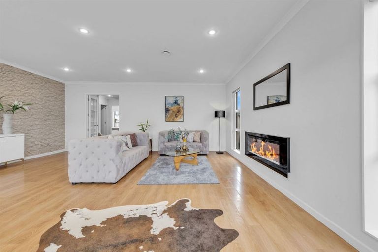 Photo of property in 69 Castlederg Drive, Flat Bush, Auckland, 2019