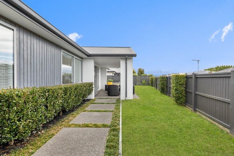 Photo of property in 54 Penetaka Heights, Pyes Pa, Tauranga, 3112