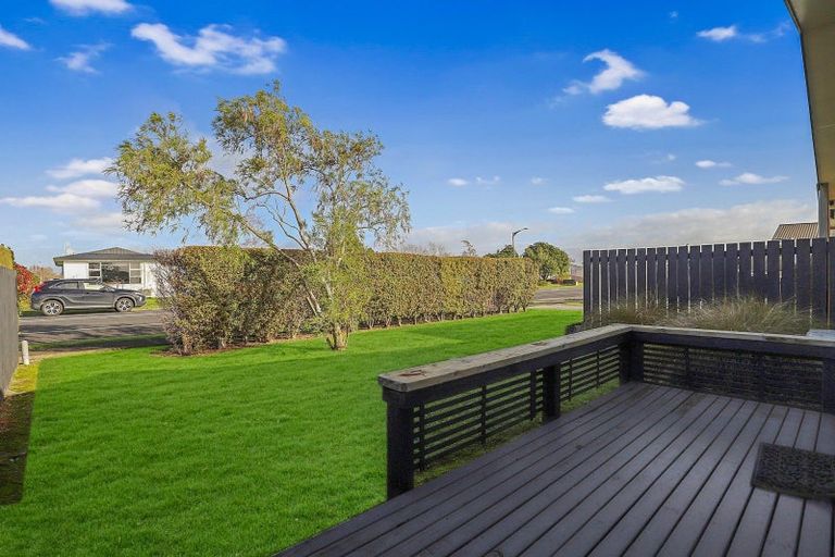 Photo of property in 32 Mahana Road, Ngatea, 3503