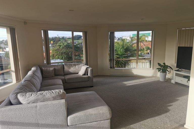 Photo of property in 54 Elan Place, Stanmore Bay, Whangaparaoa, 0932