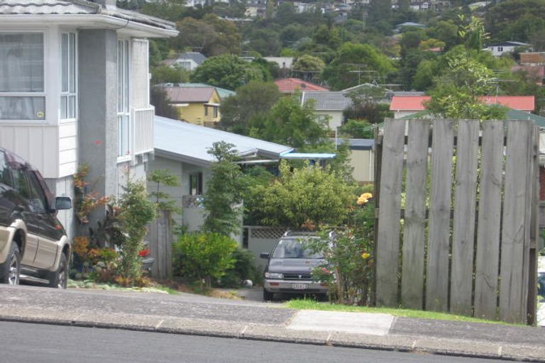 Photo of property in 1/118 Archers Road, Glenfield, Auckland, 0629