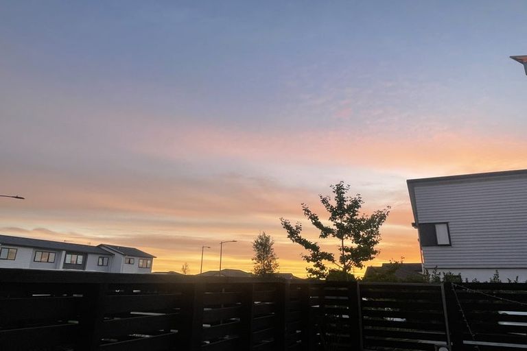 Photo of property in 252b Porchester Road, Takanini, 2112