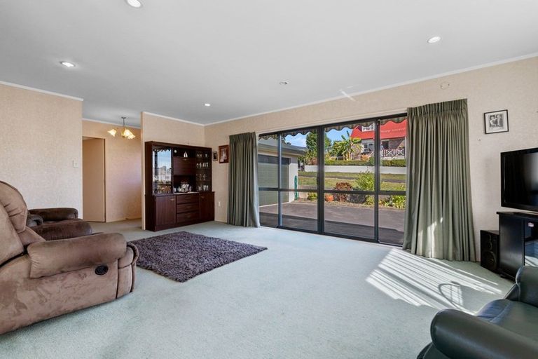 Photo of property in 1 Goodall Street, Dinsdale, Hamilton, 3204