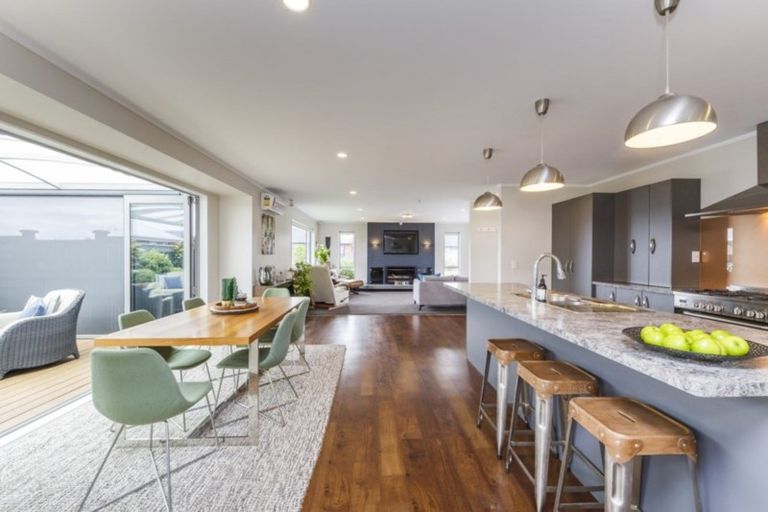 Photo of property in 23 Pegasus Place, Kelvin Grove, Palmerston North, 4414