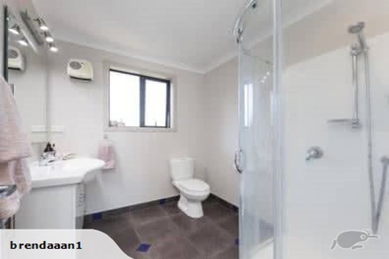 Photo of property in 24 Heatherlea Heights, Feilding, 4702