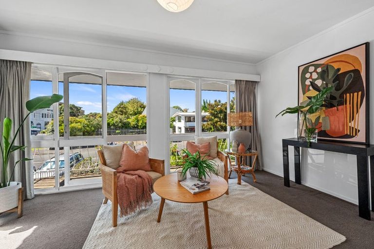 Photo of property in 6/1 Glen Road, Browns Bay, Auckland, 0630