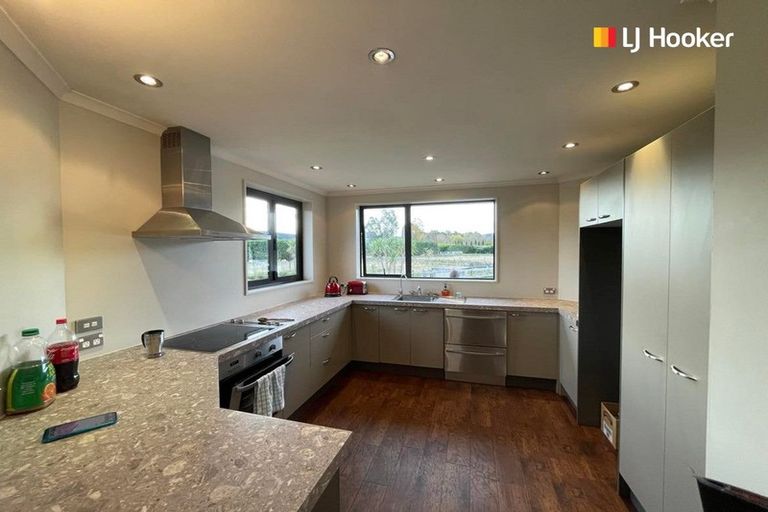 Photo of property in 345 Riccarton Road West, Mosgiel, 9092