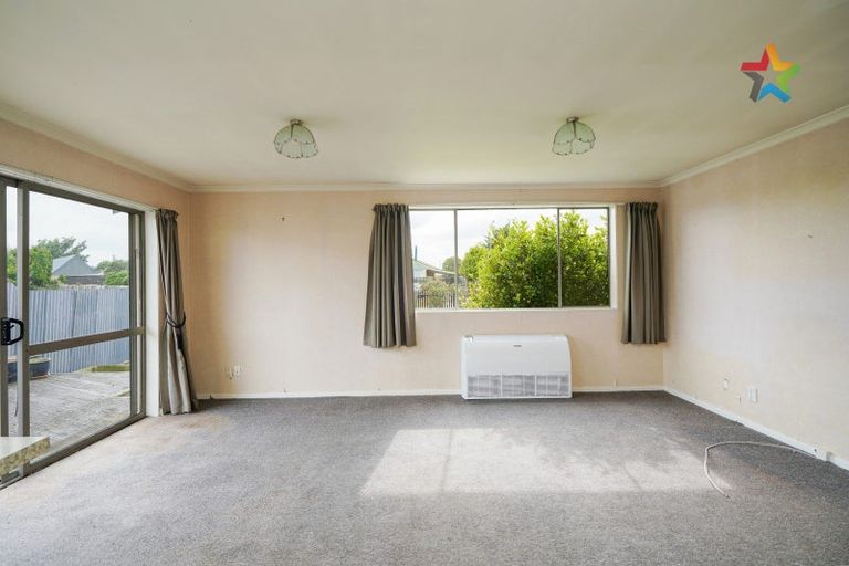 Photo of property in 22 Avon Place, Clifton, Invercargill, 9812