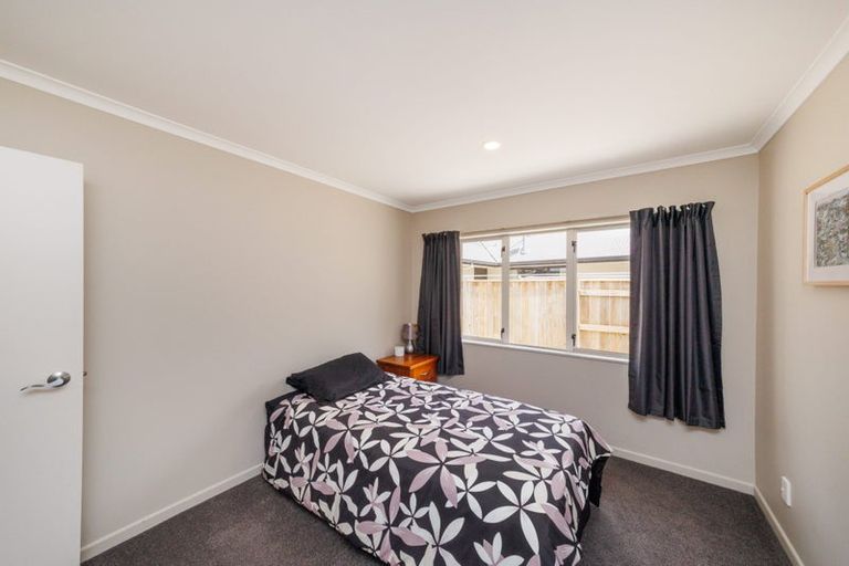 Photo of property in 25 Rodeo Drive, Kelvin Grove, Palmerston North, 4414
