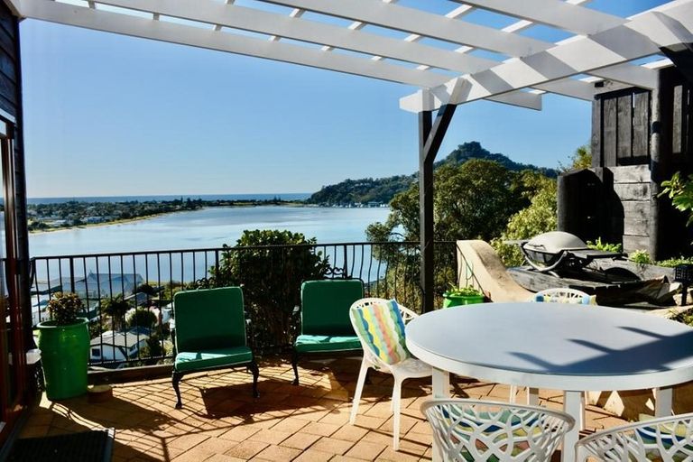 Photo of property in 16 Pine Grove, Tairua, 3508