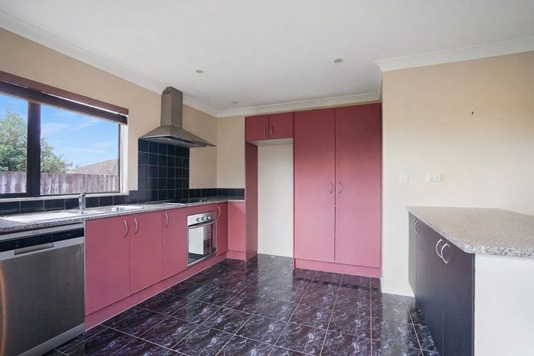 Photo of property in 21 Greig Place, Pukekohe, 2120