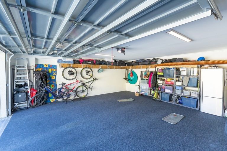 Photo of property in 33 Onslow Road, Lake Hayes, Queenstown, 9304