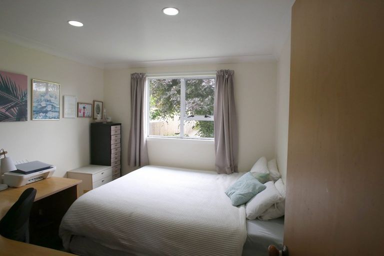 Photo of property in 10 Cowling Road, Hurdon, New Plymouth, 4310